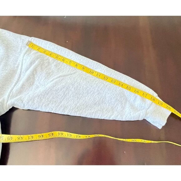 390th Bomb Group (H) Gray Sweatshirt Size Large Veterans Assoc B17 Plane STAINED - Picture 7 of 10